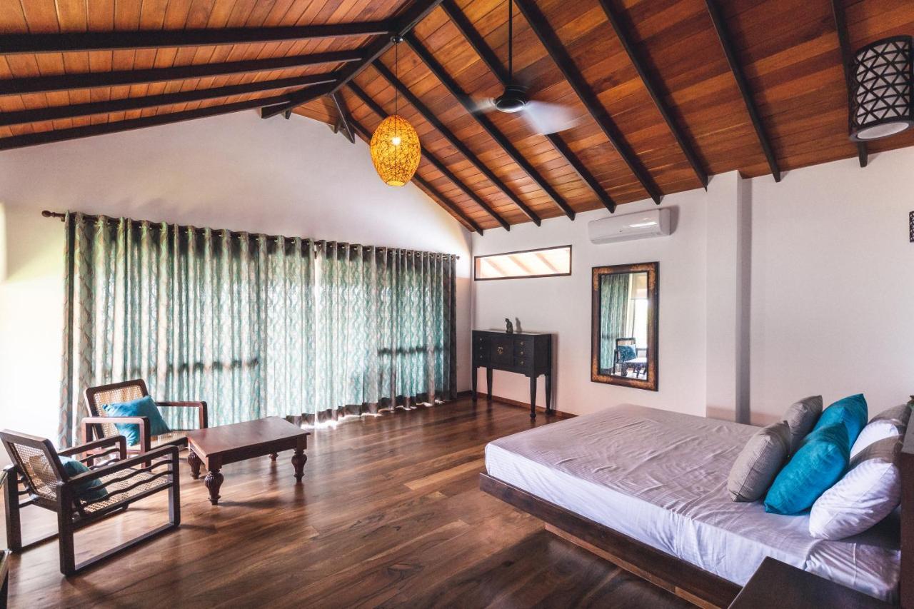 Omia Hotel Tangalle Exterior photo