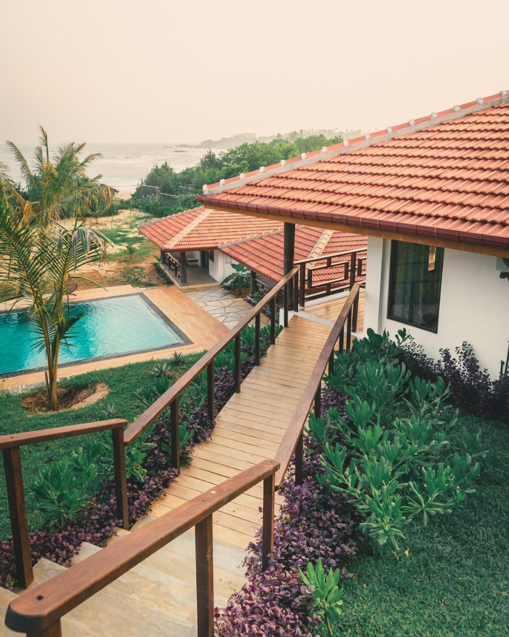 Omia Hotel Tangalle Exterior photo